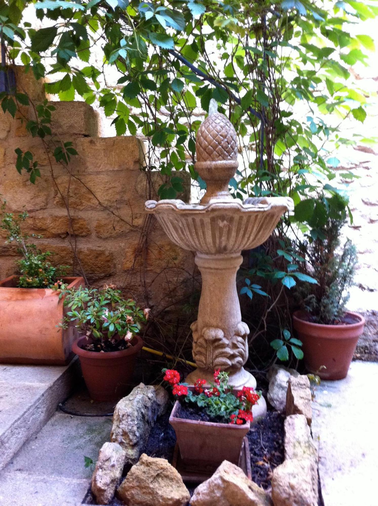Un Patio En Luberon Bed and Breakfast Ansouis Eksteriør billede