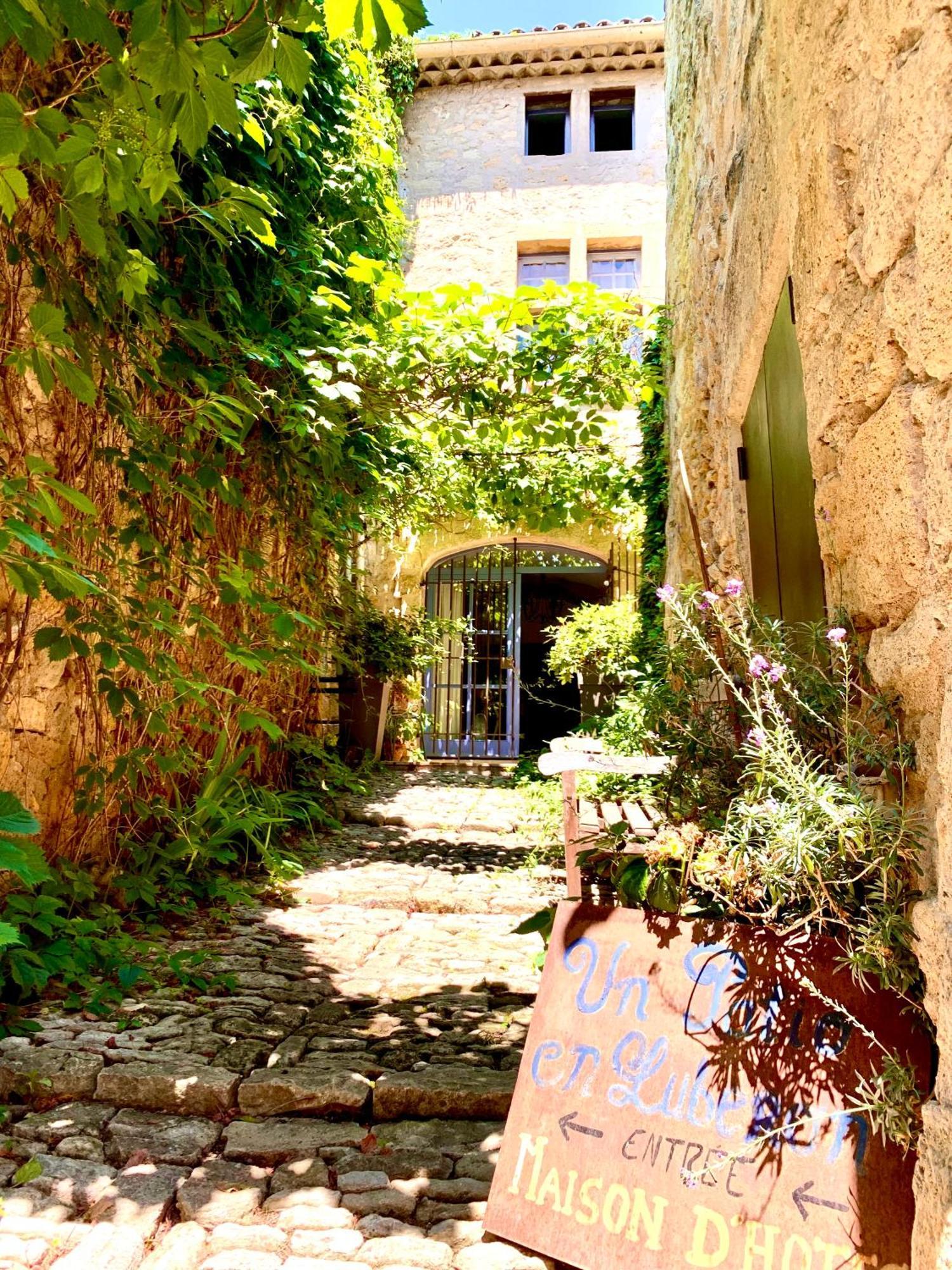 Un Patio En Luberon Bed and Breakfast Ansouis Eksteriør billede