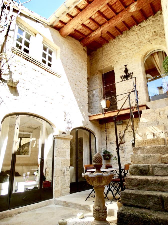 Un Patio En Luberon Bed and Breakfast Ansouis Eksteriør billede