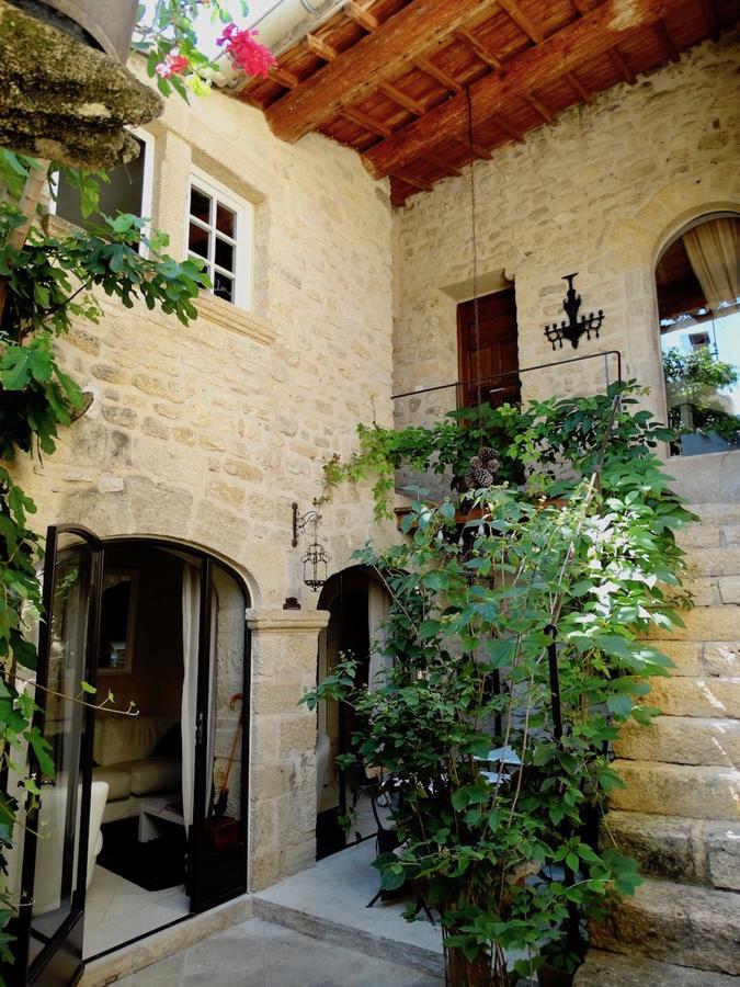 Un Patio En Luberon Bed and Breakfast Ansouis Eksteriør billede