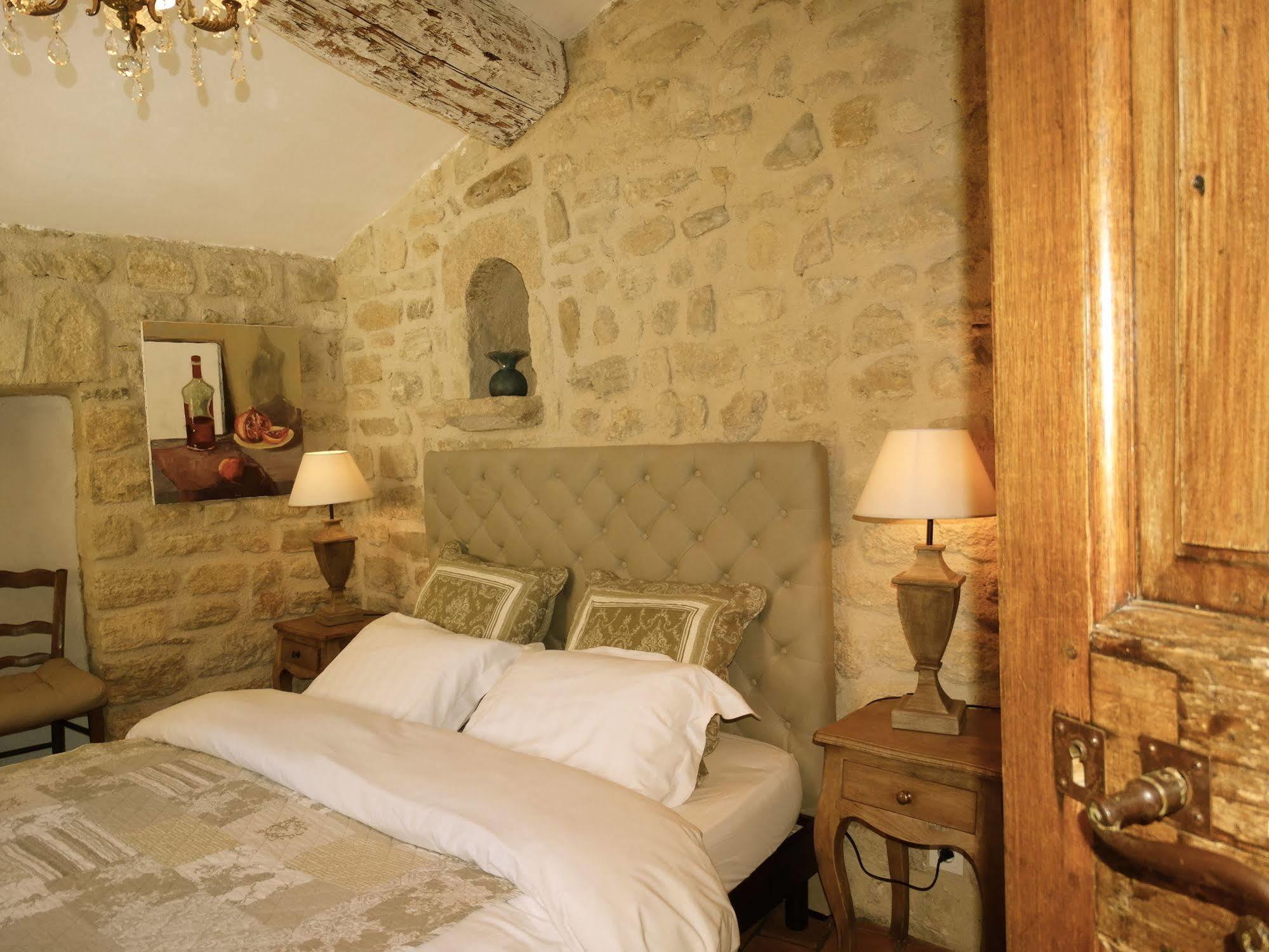 Un Patio En Luberon Bed and Breakfast Ansouis Eksteriør billede